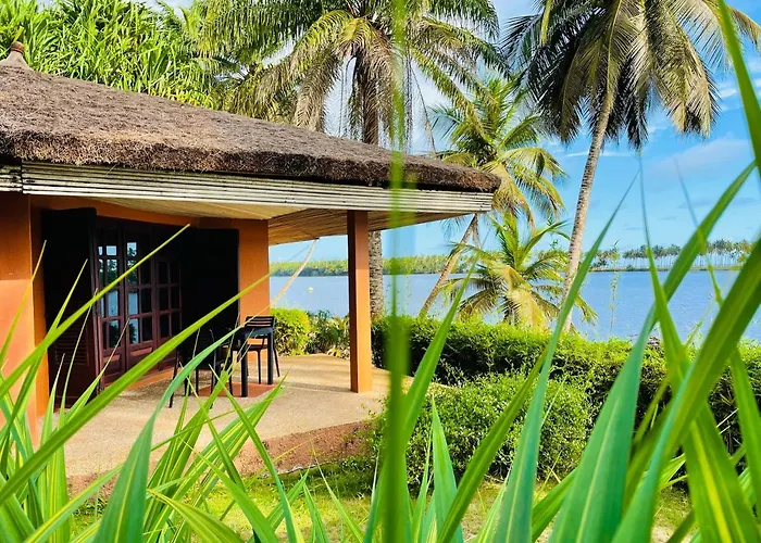 African Queen Lodge
